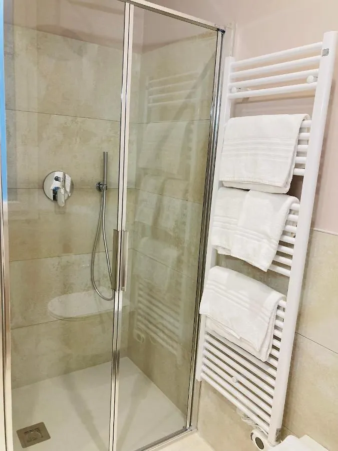 Punto Storico A Werona Apartament