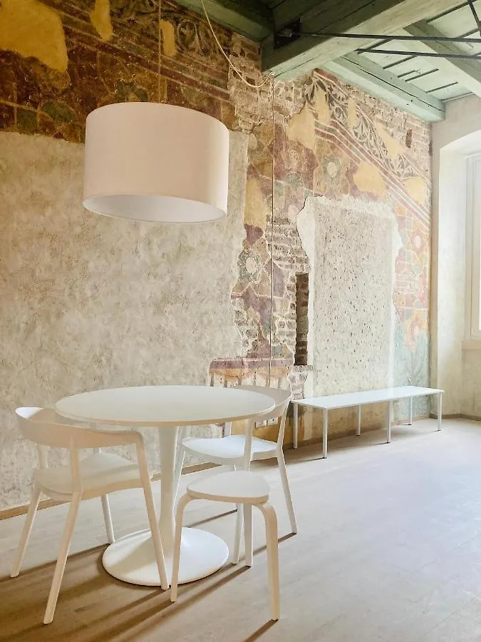 Punto Storico A Werona Apartament